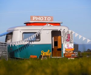 La caravane à souvenirs véritable photobooth ou véritable cabine photo !!
